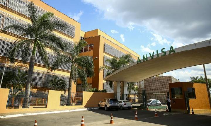 Anvisa proíbe suplementos e energéticos com adição de ozônio