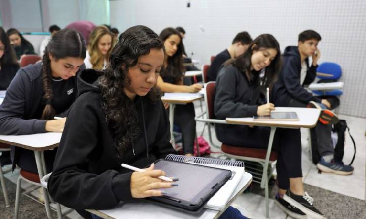 CONHEÇA AS REGRAS PARA A PROVA DE REDAÇÃO DO ENEM 2025