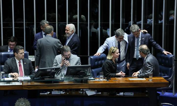 LULA DEVE SANCIONAR ISENÇÃO DO IR