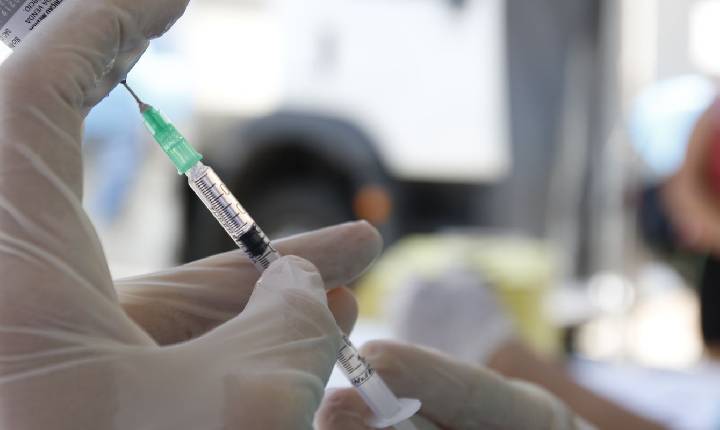 Mais de 1 milhão de doses de vacinas são aplicadas em São Paulo