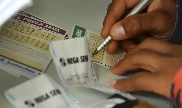 Mega-Sena acumula para R$ 30 milhões; confira os números sorteados