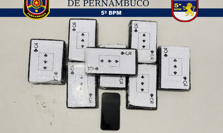 MULHER É PRESA COM 7,6 KG DE COCAÍNA EM ÔNIBUS INTERESTADUAL EM DORMENTES, PE