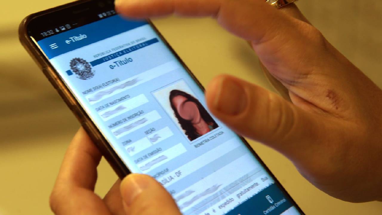 PRAZO PARA TIRAR E REGULARIZAR TÍTULO DE ELEITOR VAI ATÉ 6 DE MAIO