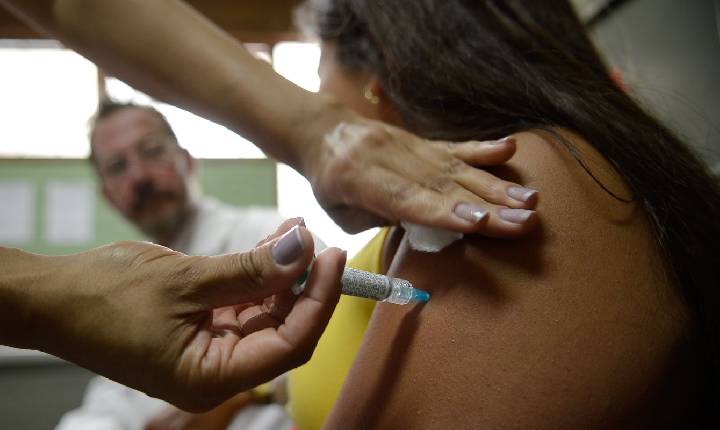 Vacinação contra HPV avança, mas mortes ainda preocupam