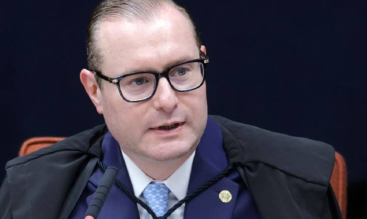 Zanin, do STF, suspende eleição indireta para governo do Rio