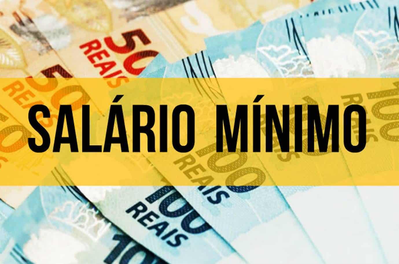 Câmara aprova novo salário mínimo para 2022