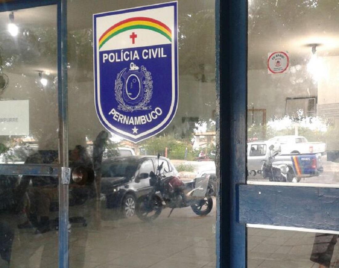 Criança fica com rosto ferido após ser atacada por cachorro na zona rural de Petrolina, PE