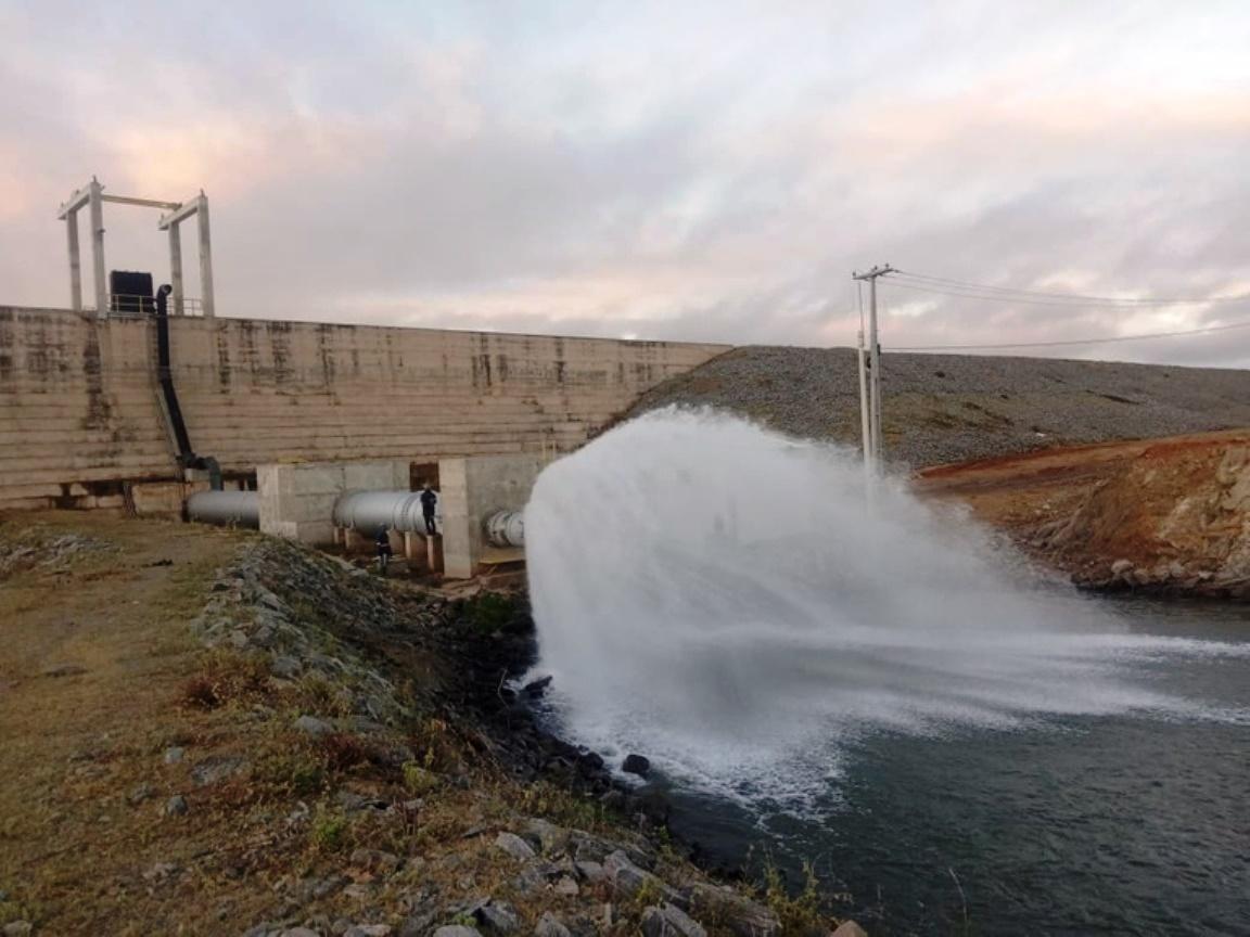 Floresta: MDR libera água do Reservatório Muquém para a Barragem do Juá.