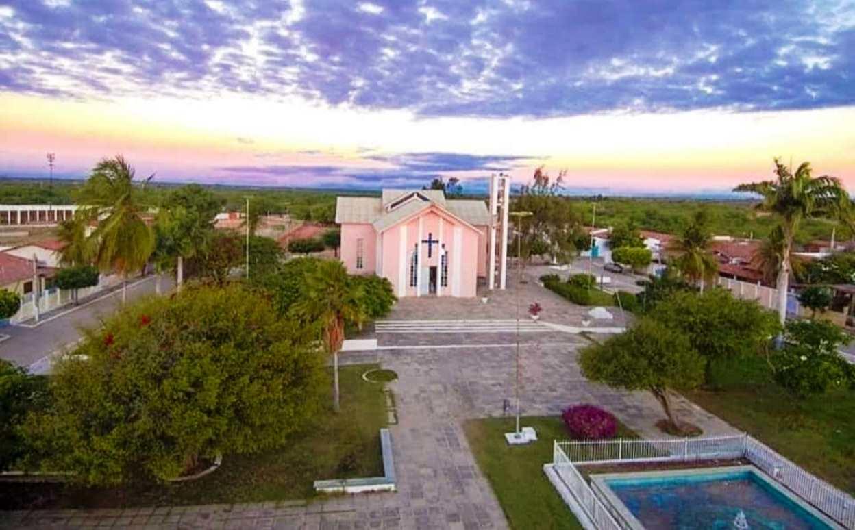 Itacuruba registra 100% da população vacinada com a primeira dose contra a Covid-19.