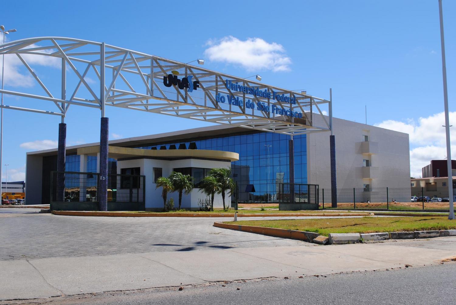 Univasf adota ensino híbrido e divulga Calendário Acadêmico da Graduação 2021.