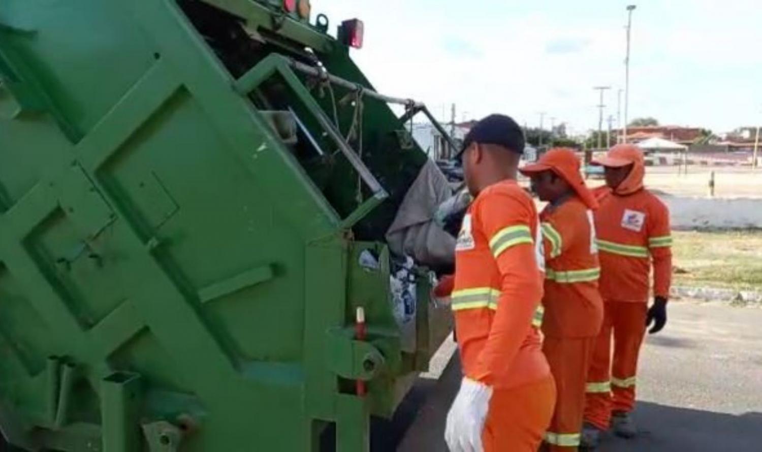 Secretaria de Infraestrutura orienta a população sobre a coleta diária de lixo domiciliar em Cabrobó, PE.