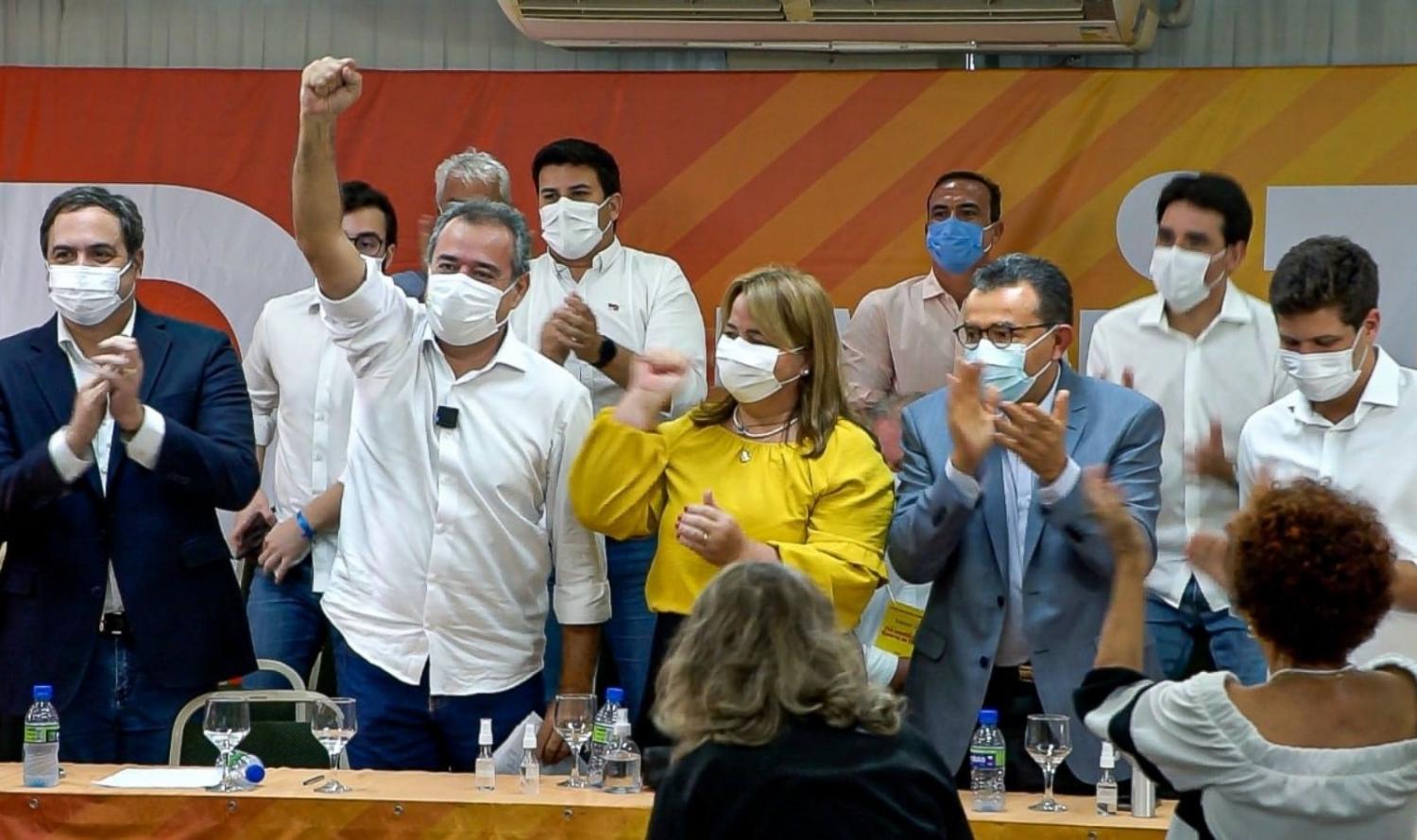 Eleições: Frente Popular oficializa Danilo Cabral como pré-candidato ao Governo de PE