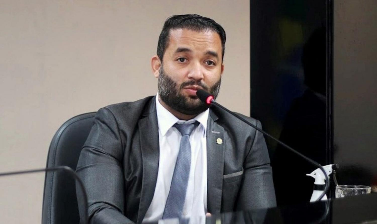 PF cumpre mandado de busca e apreensão no gabinete do vereador de Petrolina, Gaturiano Cigano