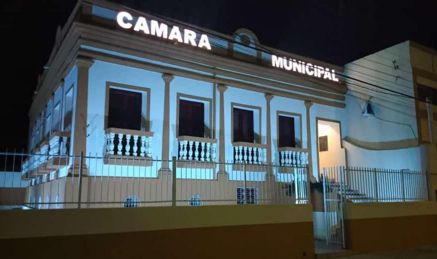 Exu: Justiça condena presidente da Câmara Municipal e empresário por improbidade administrativa