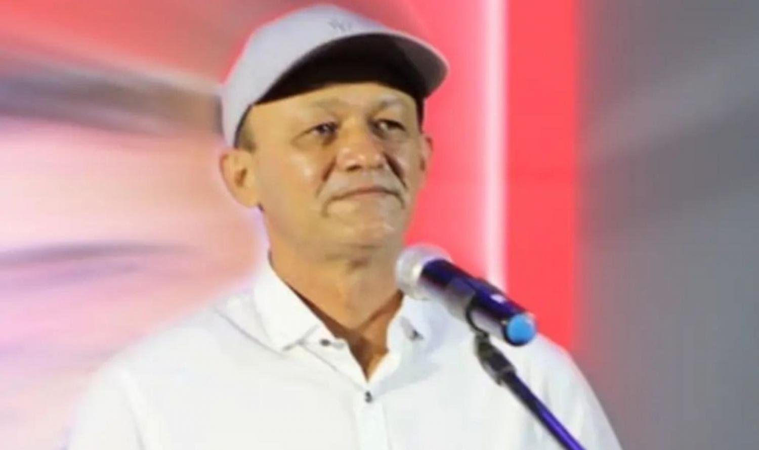 Após declarar apoio a Miguel Coelho, prefeito de Orocó é expulso do PT