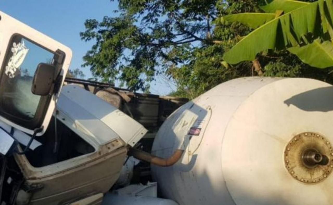 Cabroboense morre após tombar caminhão betoneira em obra em Florianópolis, SC