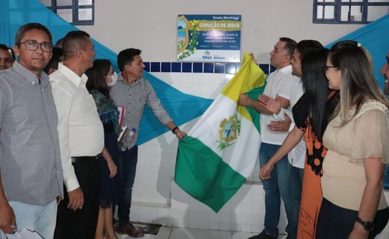 Governo de Curaçá reinaugura a Escola na comunidade de Saco da Canoa