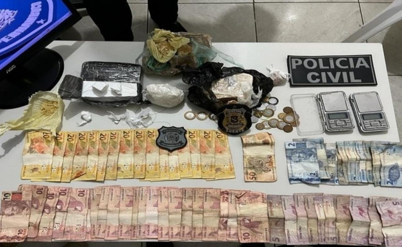 Mulher é presa por tráfico de drogas em Petrolina, PE