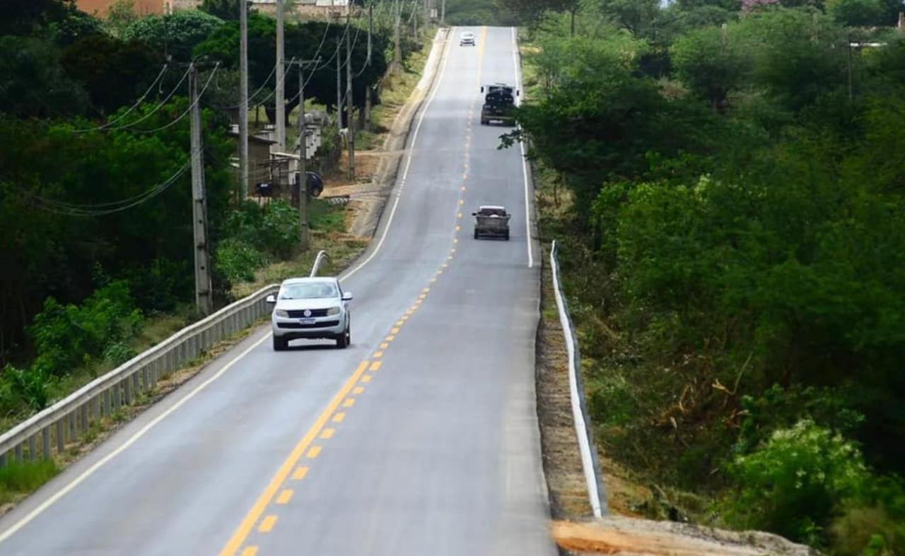 Governo de PE inaugura as obras de restauração da PE-576, que liga Ipubi e Trindade, no Sertão de PE