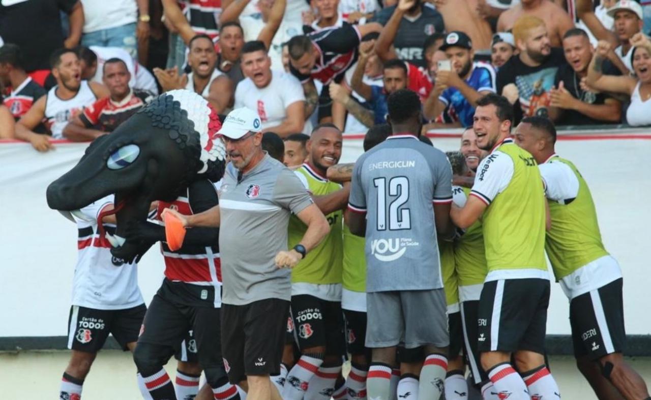 Série D: Santa Cruz goleia o Atlético-BA e volta ao G4