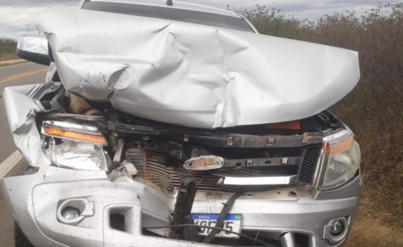 Deputada Dulci Amorim sofre acidente de carro na BR-407, em Petrolina, PE