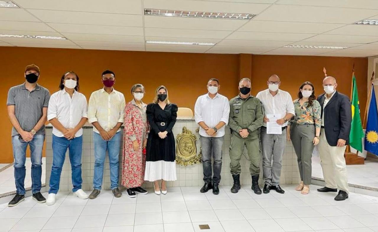 MPPE firma Termo de Ajustamento de Conduta com a Prefeitura de Serrita para a Missa do Vaqueiro