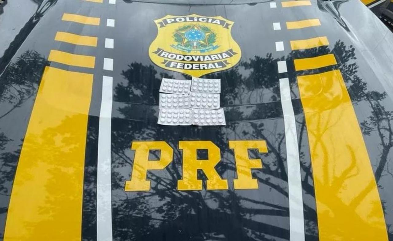 Salgueiro: Caminhoneiro é flagrado pela PRF com 90 comprimidos de ‘rebite’ e carga de mármore sem nota fiscal