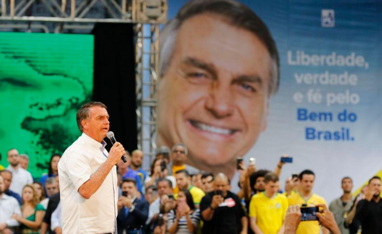 Jair Bolsonaro registra candidatura à reeleição no TSE