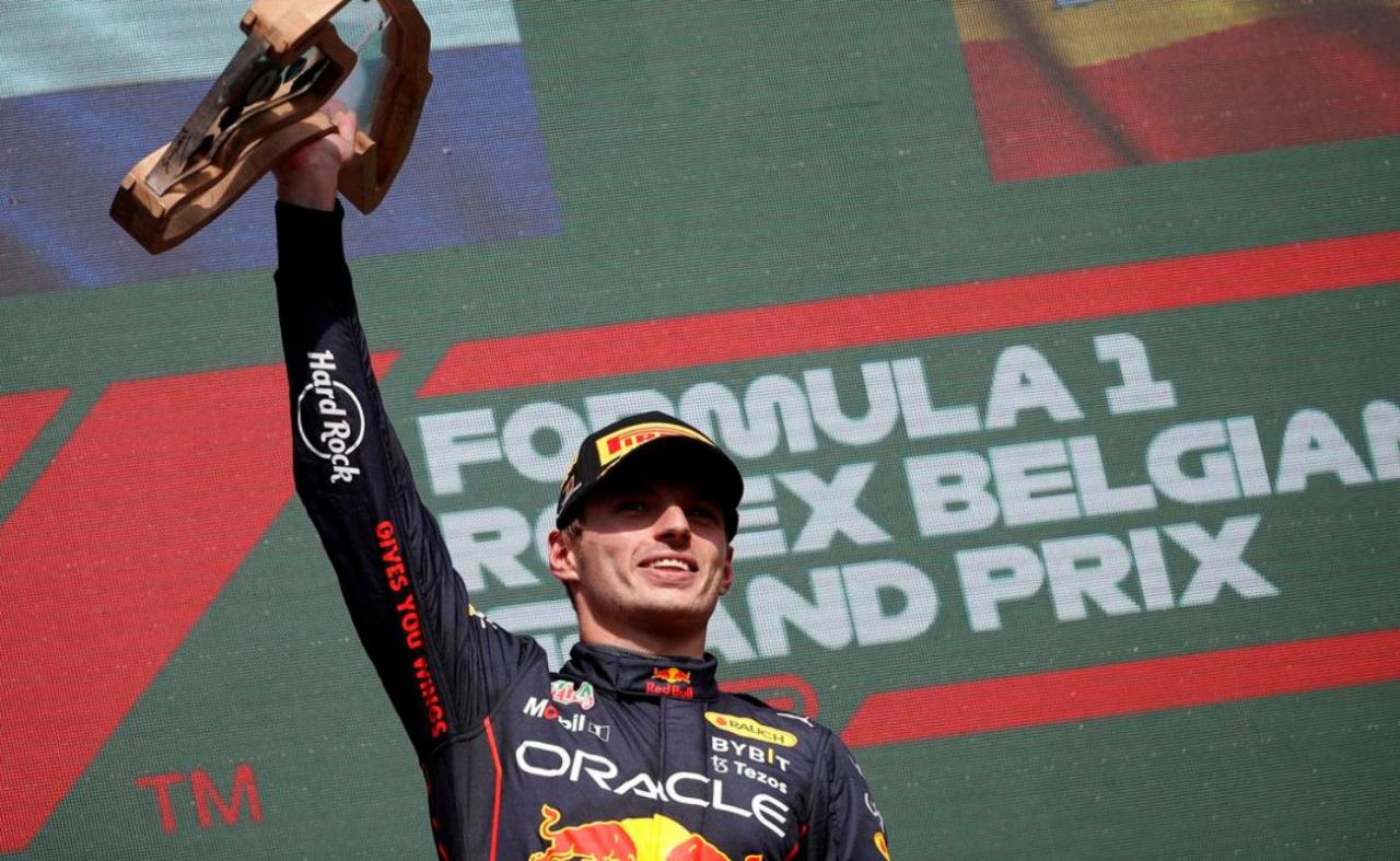 Verstappen vence GP da Bélgica e se aproxima do bi mundial de F1