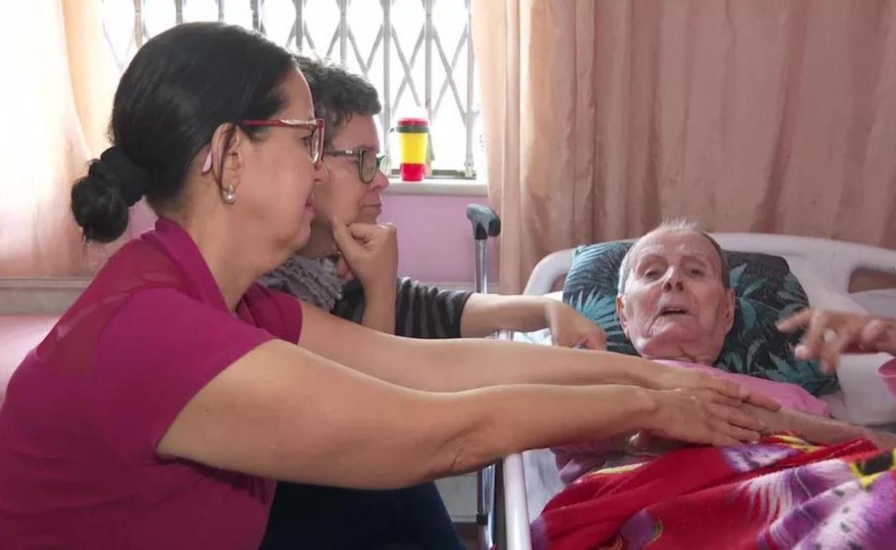 São José do Egito: Idosos acima de 80 anos já podem fazer prova de vida em casa
