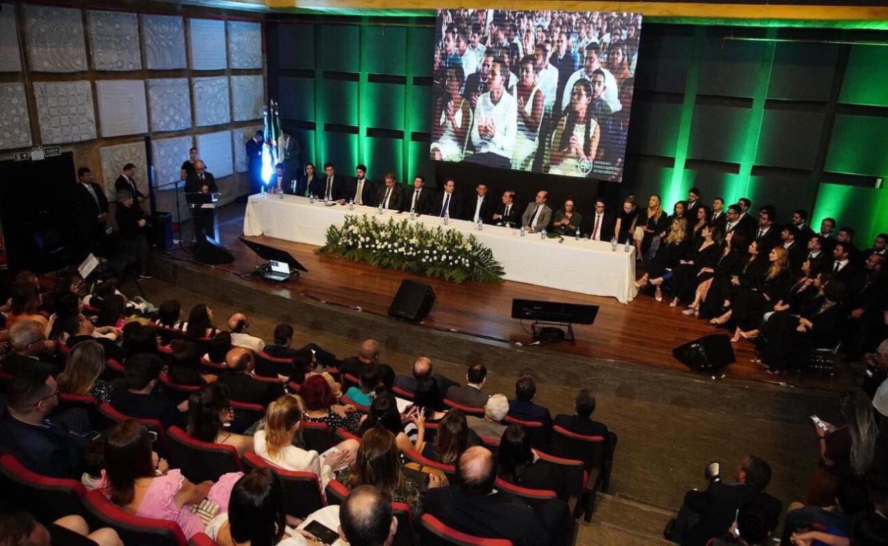 Defensoria Pública de PE realiza cerimônia de posse de novas defensoras e defensores