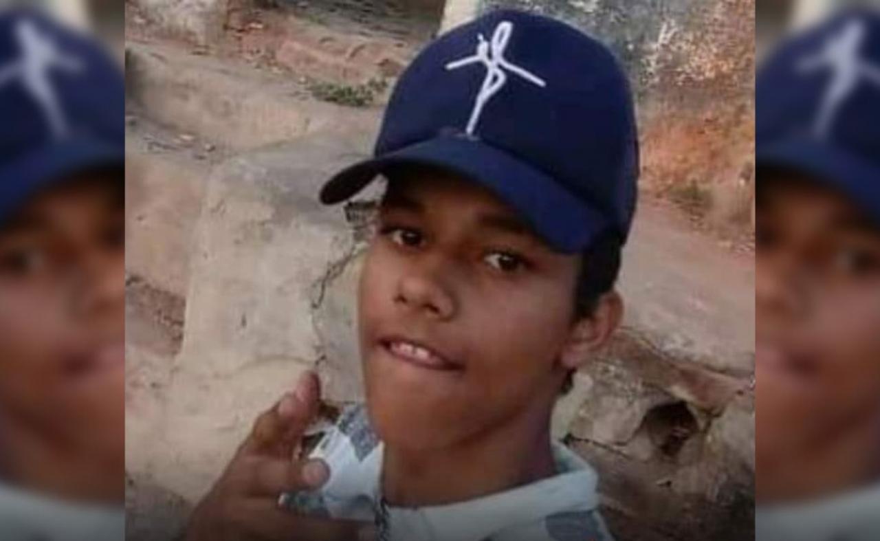 Jovem de 18 anos foi assassinado a tiros em São José do Egito, PE