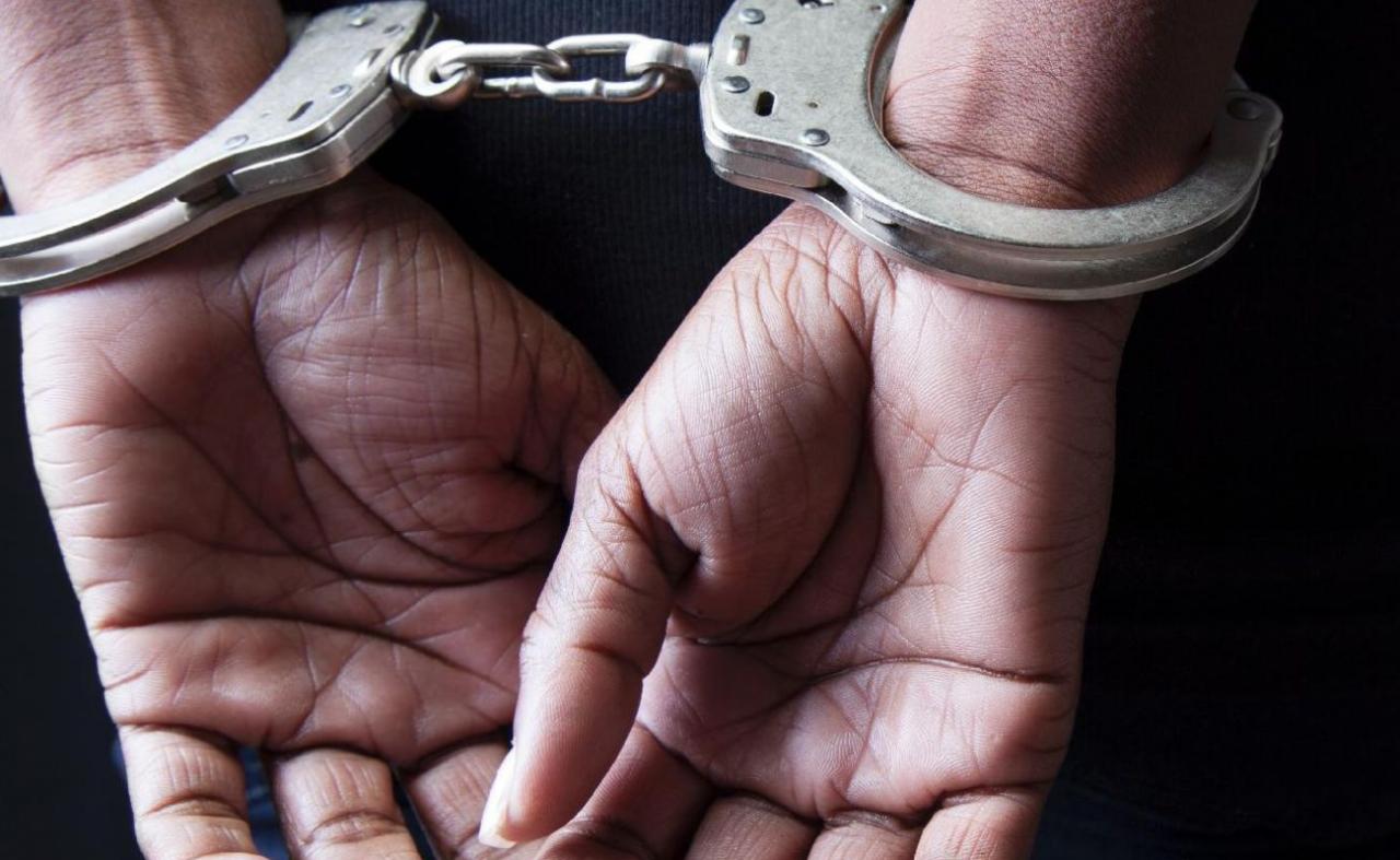 Mulher é presa por estupro de vulnerável em Cabrobó, PE