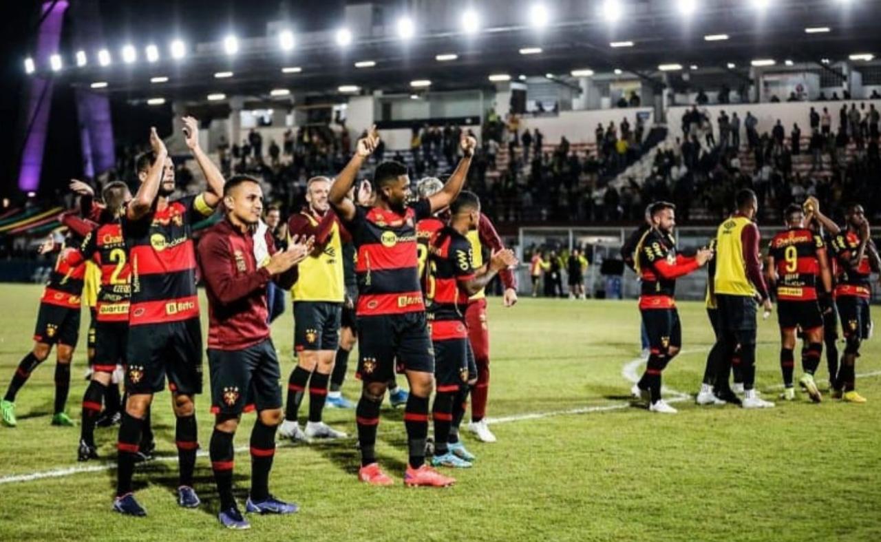 Sport derrota Brusque no Augusto Bauer e sobe na tabela da Série B