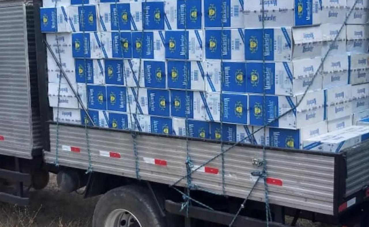 Três pessoas são presas com cigarros contrabandeados em Santa Cruz do Capibaribe, PE