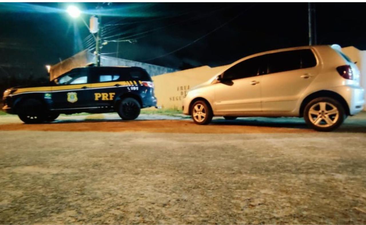 Carro roubado e suspeito de ser utilizado em assaltos é recuperado pela PRF em Caruaru, PE