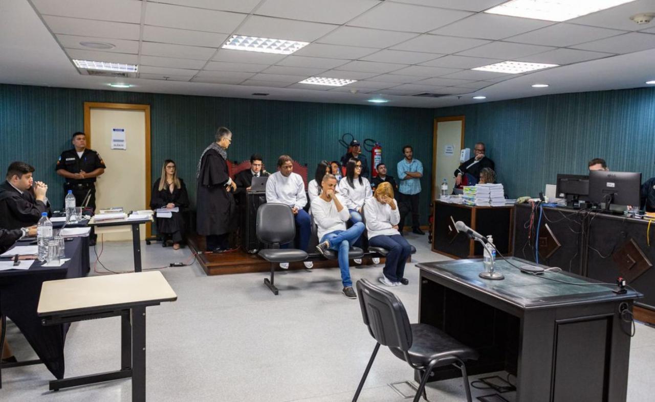 Flordelis é condenada a 50 anos de prisão por assassinato do marido