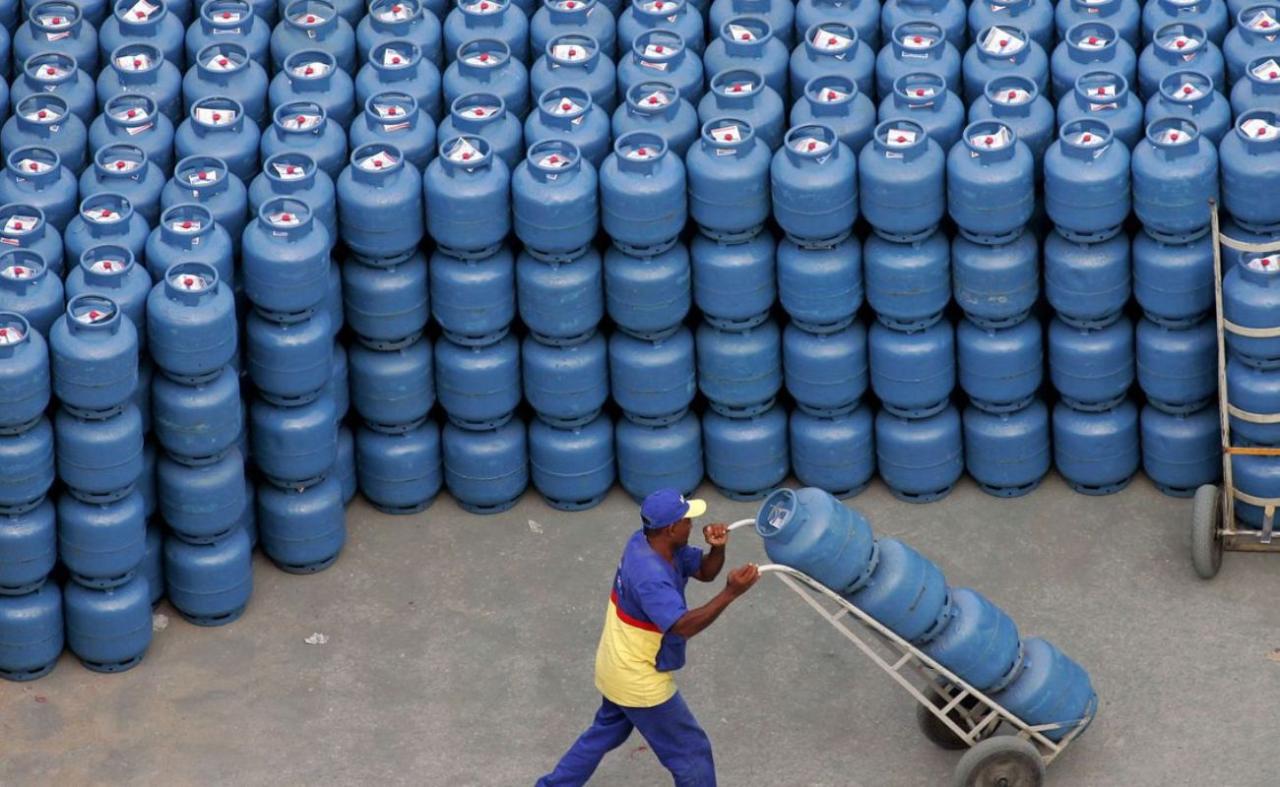 Petrobras reduz preço do gás de cozinha pago pelas distribuidoras