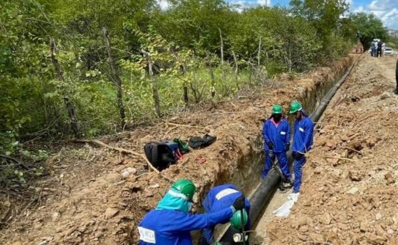 Serrita já recebe abastecimento de água da nova adutora.