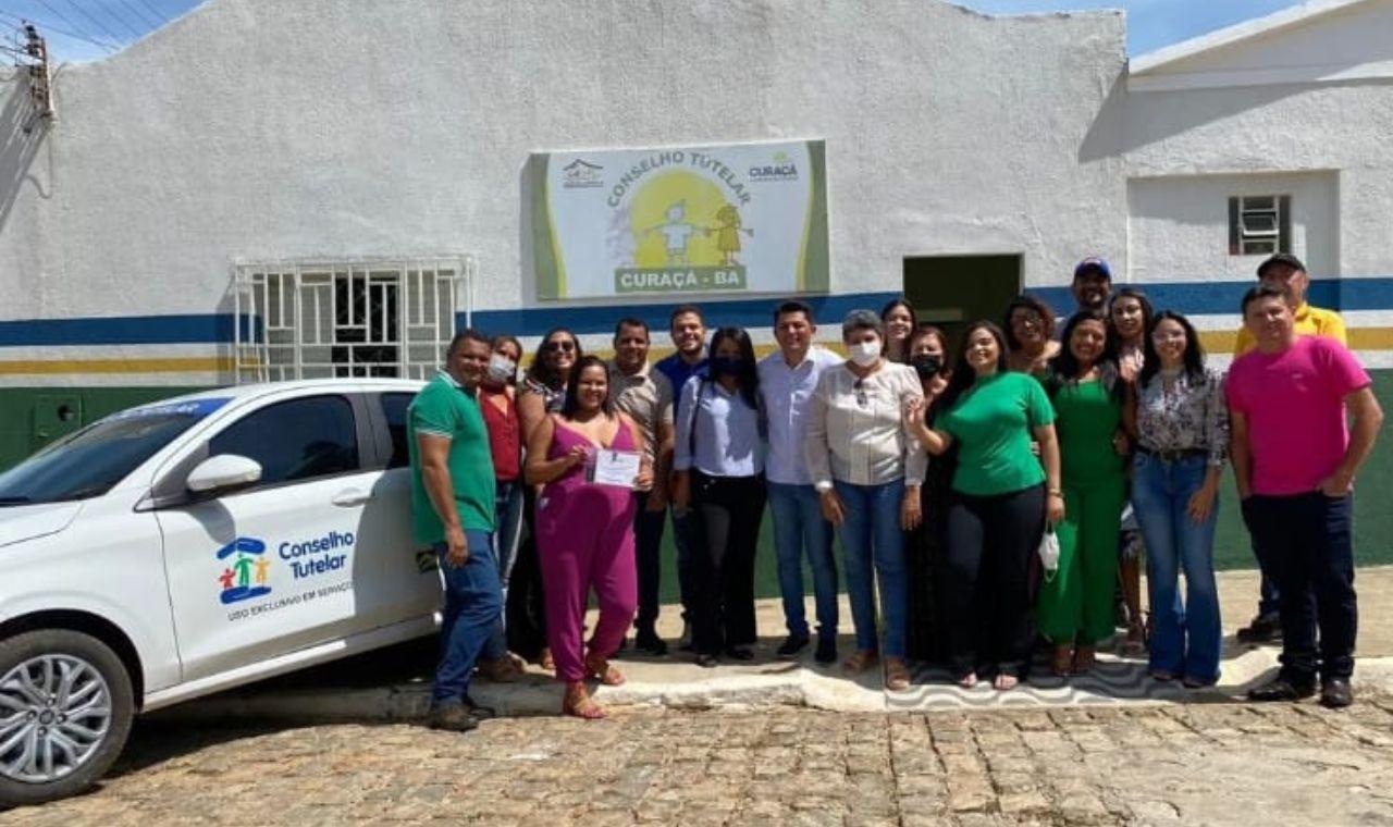 CONSELHO TUTELAR DE CURAÇA GANHA NOVOS EQUIPAMENTOS E VEÍCULO
