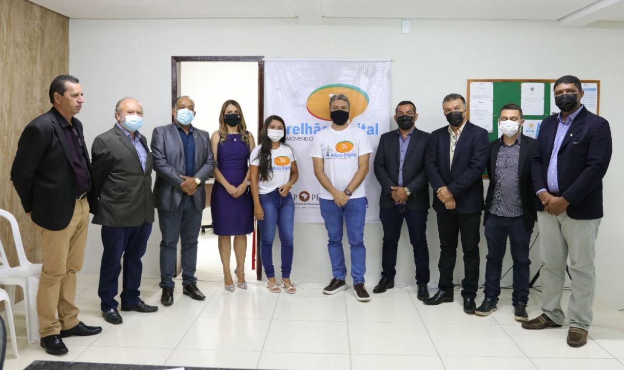 Orelhão Digital chega ao município de Terra Nova, PE