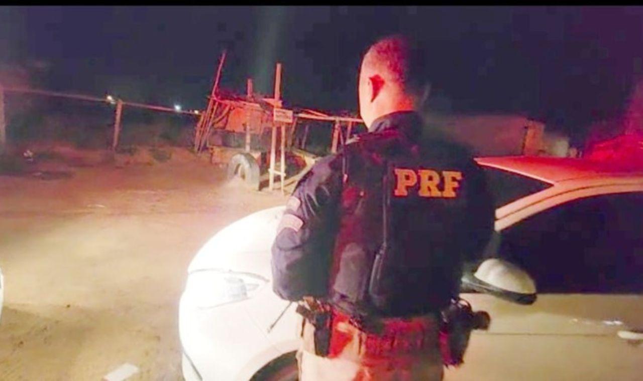 PRF PRENDE SUSPEITO DE PRATICAR ASSALTOS EM SÃO BENTO DO UNA, PE