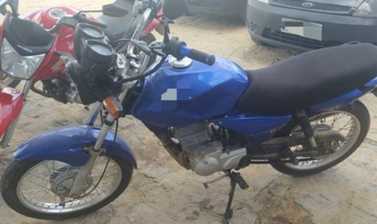 PRF recupera moto adulterada na BR 407 em Petrolina, PE