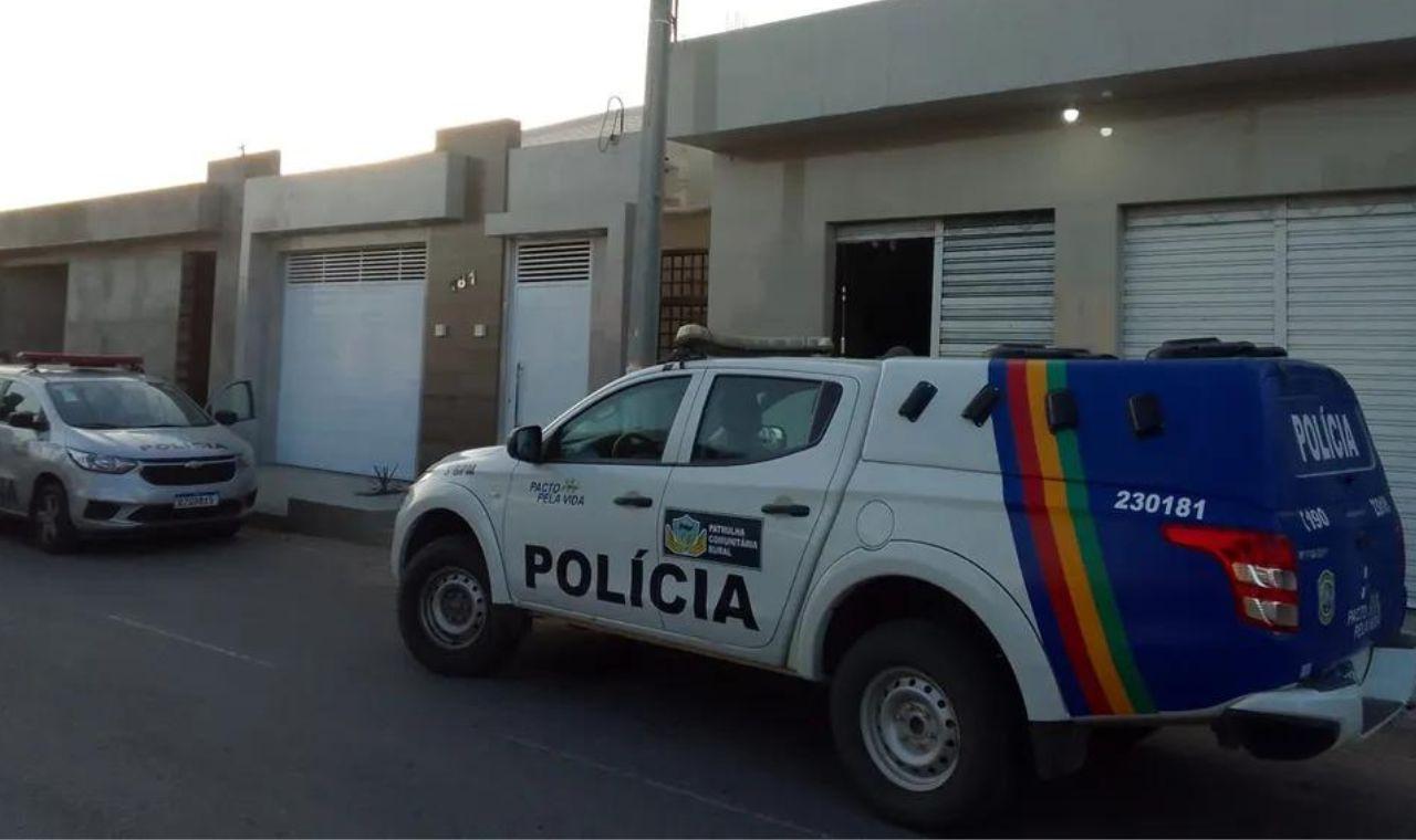 POLÍCIA CIVIL REALIZA OPERAÇÕES CONTRA DESVIO DE RECURSOS PÚBLICOS E LAVAGEM DE DINHEIRO EM TRÊS CIDADES DO SERTÃO DE PE