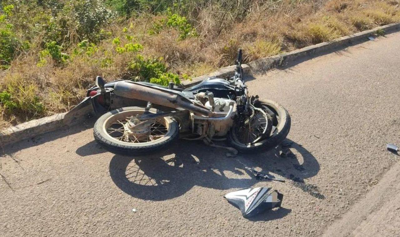 ACIDENTE ENTRE MOTO E CARRO DEIXA UMA PESSOA MORTA NA BR 316 EM ARARIPINA, PE