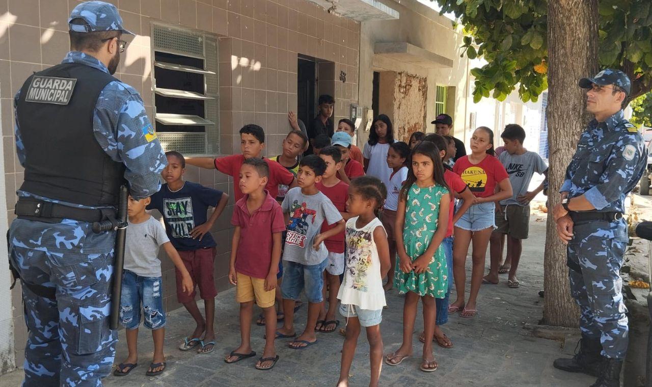 CARNAIBA INICIA A FORMAÇÃO DE MAIS UMA TURMA DE GUARDA MIRIM