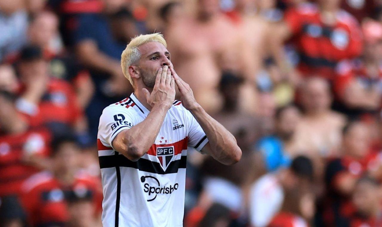 SÃO PAULO VENCE FLAMENGO NA PARTIDA DE IDA DA FINAL DA COPA DO BRASIL
