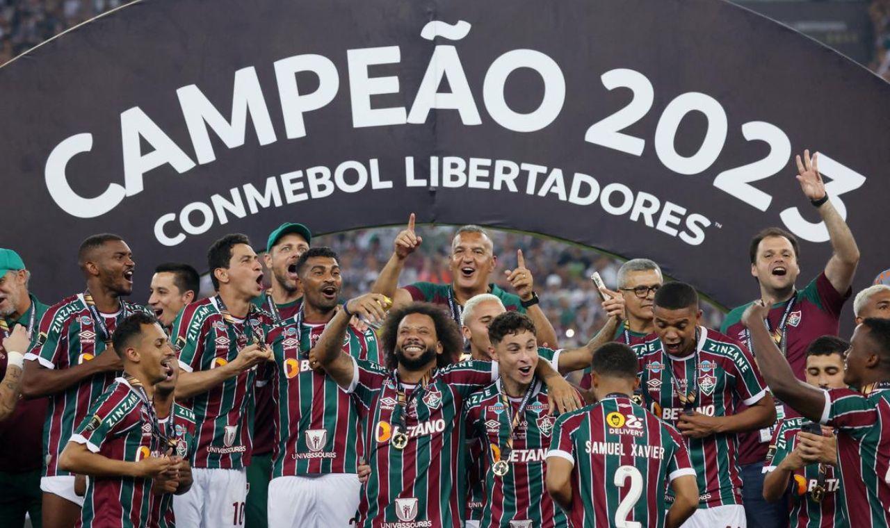 FLUMINENSE DERROTA BOCA JUNIORS E CONQUISTA 1ª TAÇA LIBERTADORES