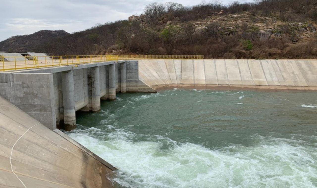 MIDR REALIZA MANUTENÇÃO PREVENTIVA EM ESTRUTURAS DO EIXO NORTE DO PROJETO SÃO FRANCISCO EM PE