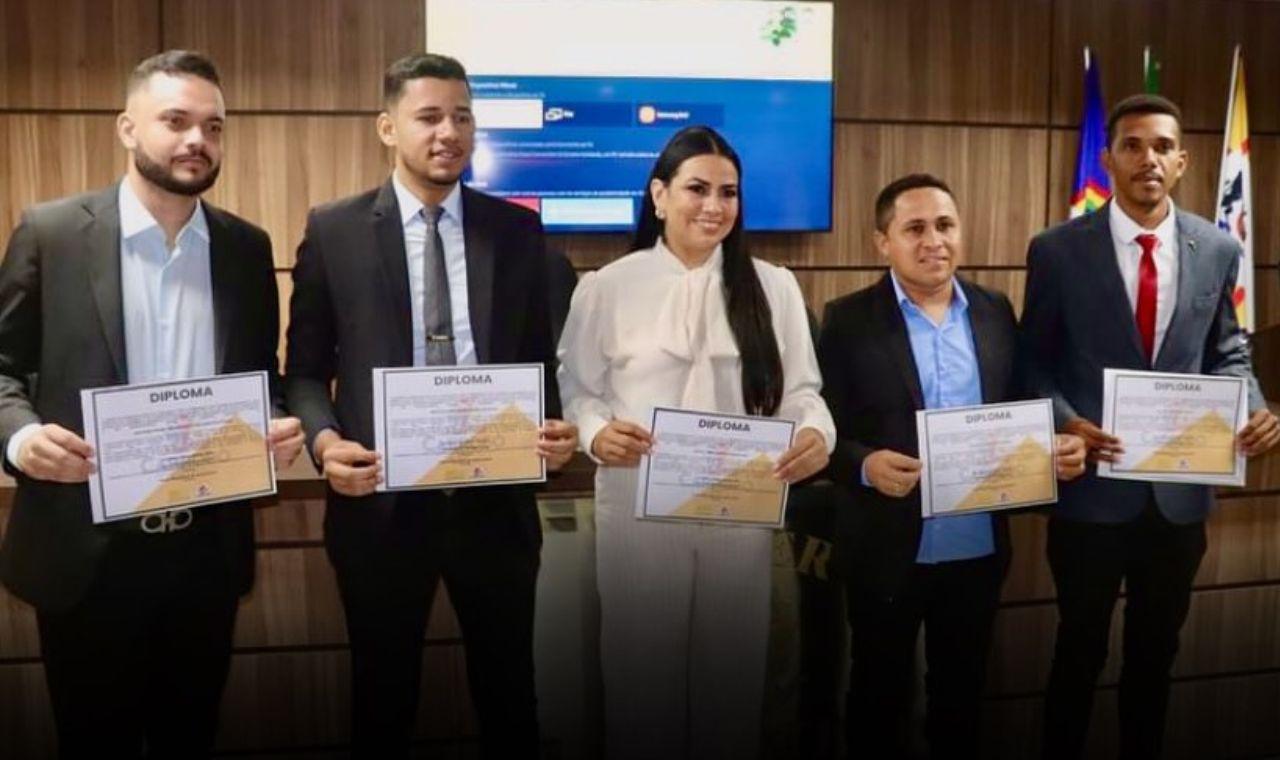 CONSELHEIROS TUTELARES DE CABROBÓ TOMAM POSSE PARA O QUADRIÊNIO 2024/2027